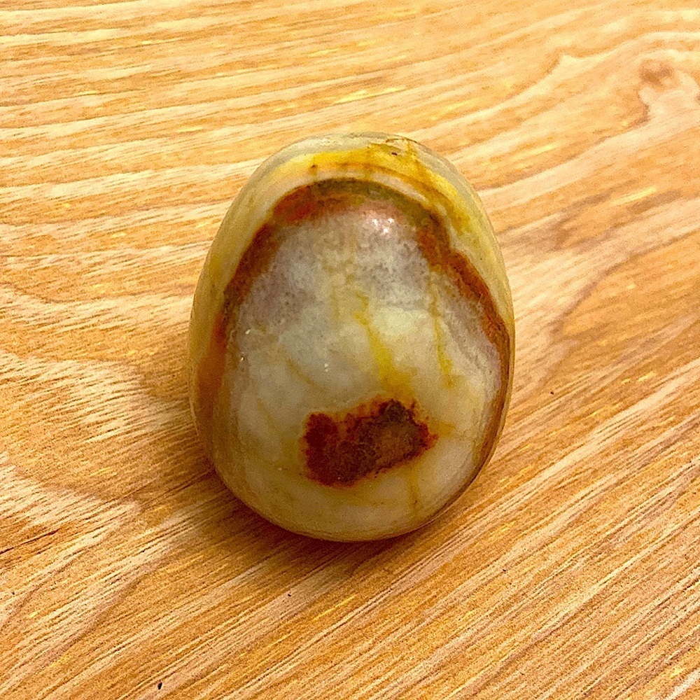 Vintage Agate Cream and Brown Nature Made Handcrafted Egg.